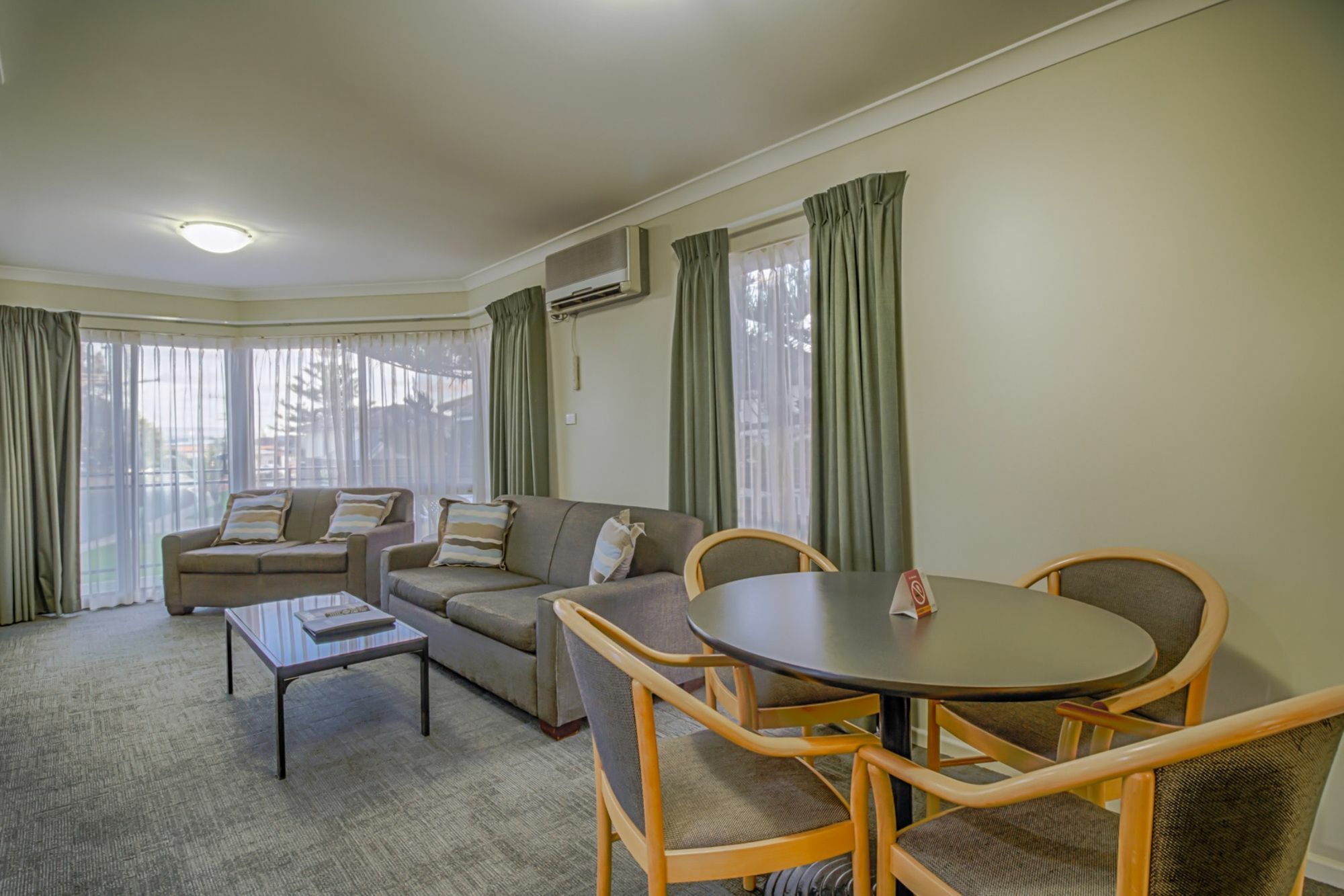 Quality Resort Sorrento Beach Перт Экстерьер фото